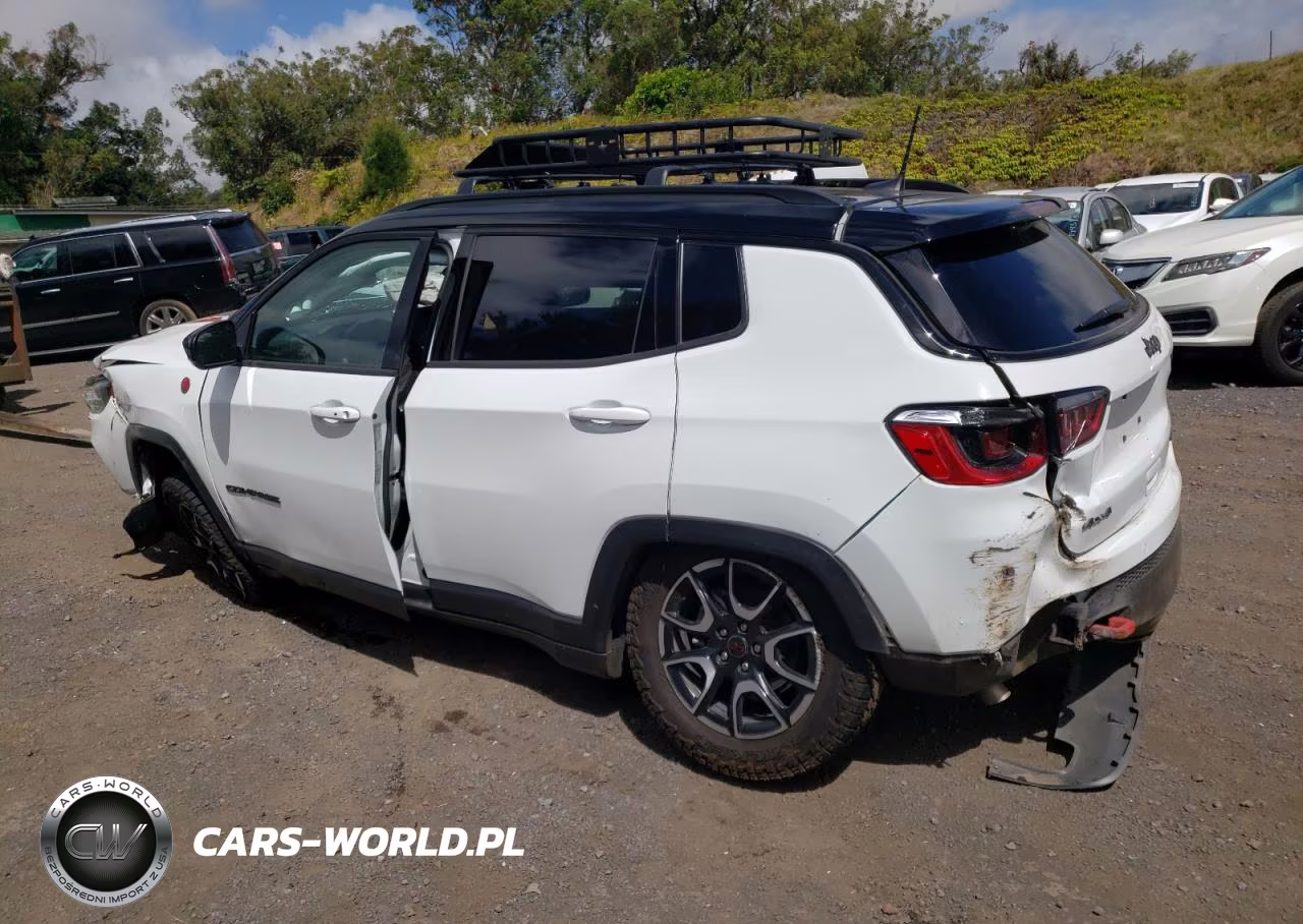 2025 Jeep Compass Trailhawk VIN:3C4NJDDN4ST551473 - 4