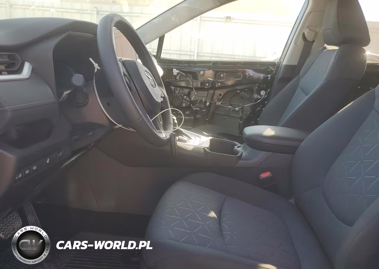 2025 Toyota Rav4 Hybrid Xle VIN:4T3RWRFV2SU197815 - 7
