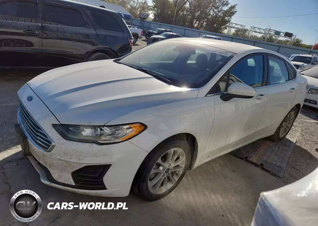 2020 Ford Fusion Se