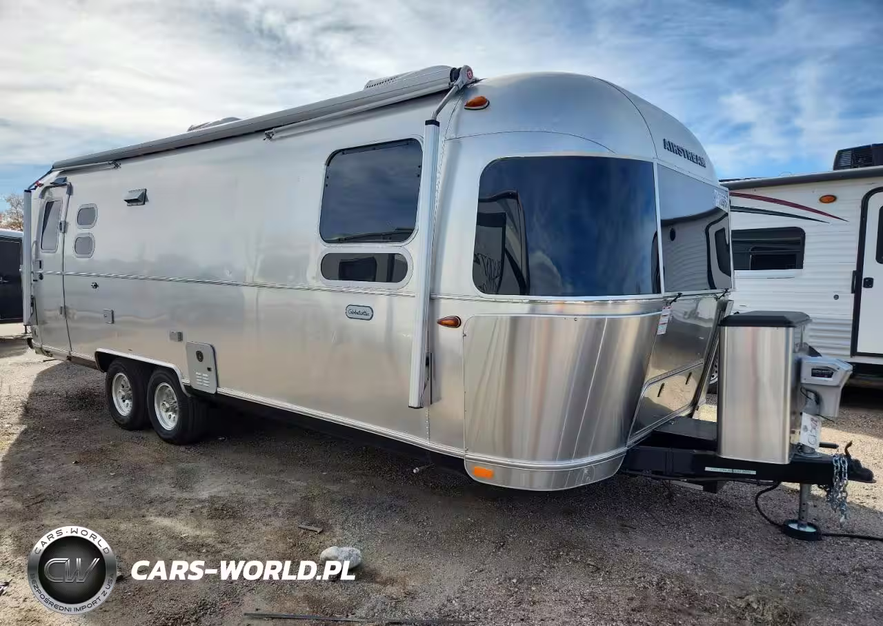 2021 Airstream Globetrotter 27Fb