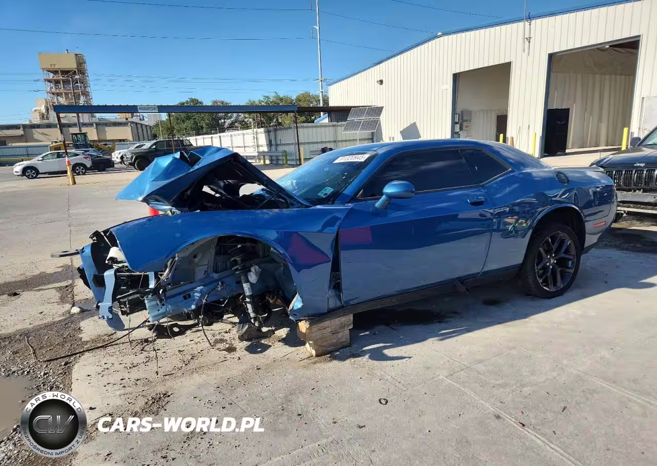 2023 Dodge Challenger Sxt