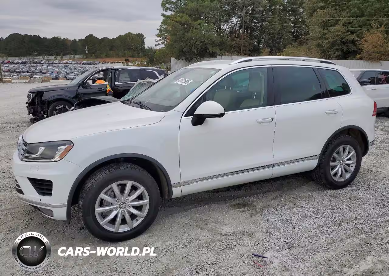 2016 Volkswagen Touareg Sport