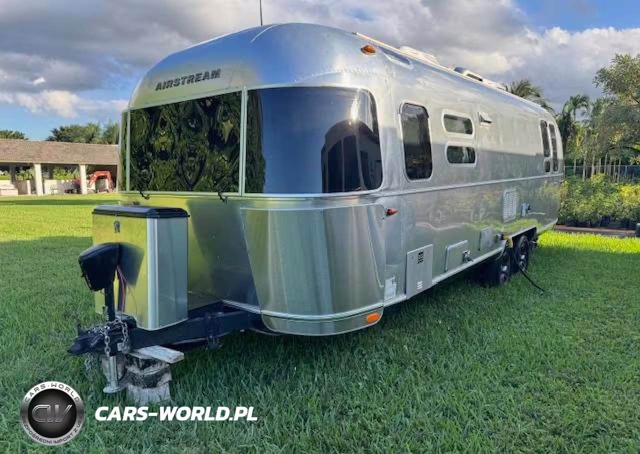 2018 Airstream Interl28Rb