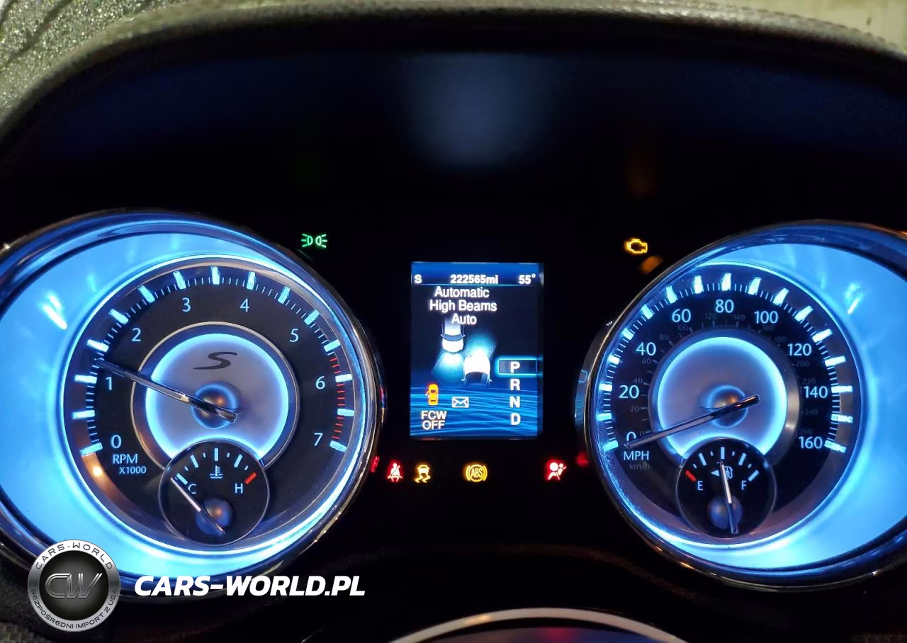 2013 Chrysler 300 S VIN:2C3CCABT0DH518701 - 9