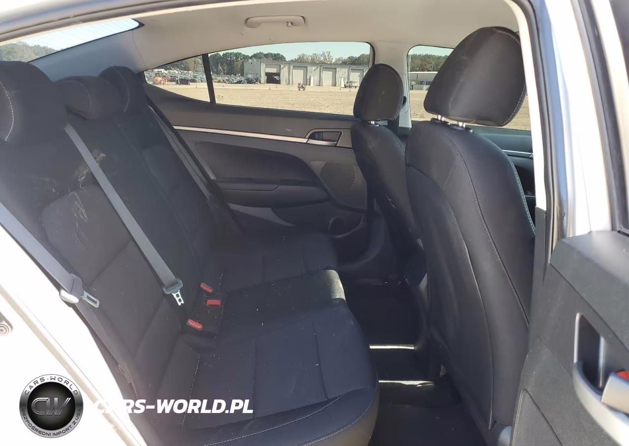 2018 Hyundai Elantra Se VIN:5NPD74LF3JH260546 - 10