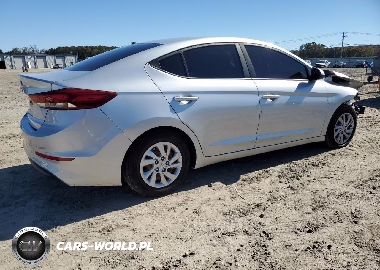 2018 Hyundai Elantra Se VIN:5NPD74LF3JH260546 - 3
