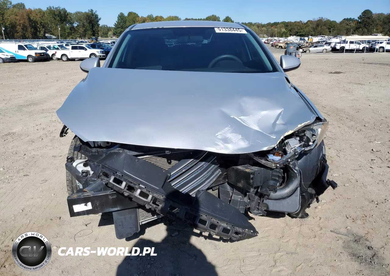 2018 Hyundai Elantra Se VIN:5NPD74LF3JH260546 - 5