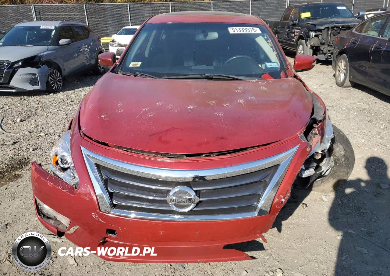 2015 Nissan Altima 2.5 VIN:1N4AL3AP7FC186934 - 5