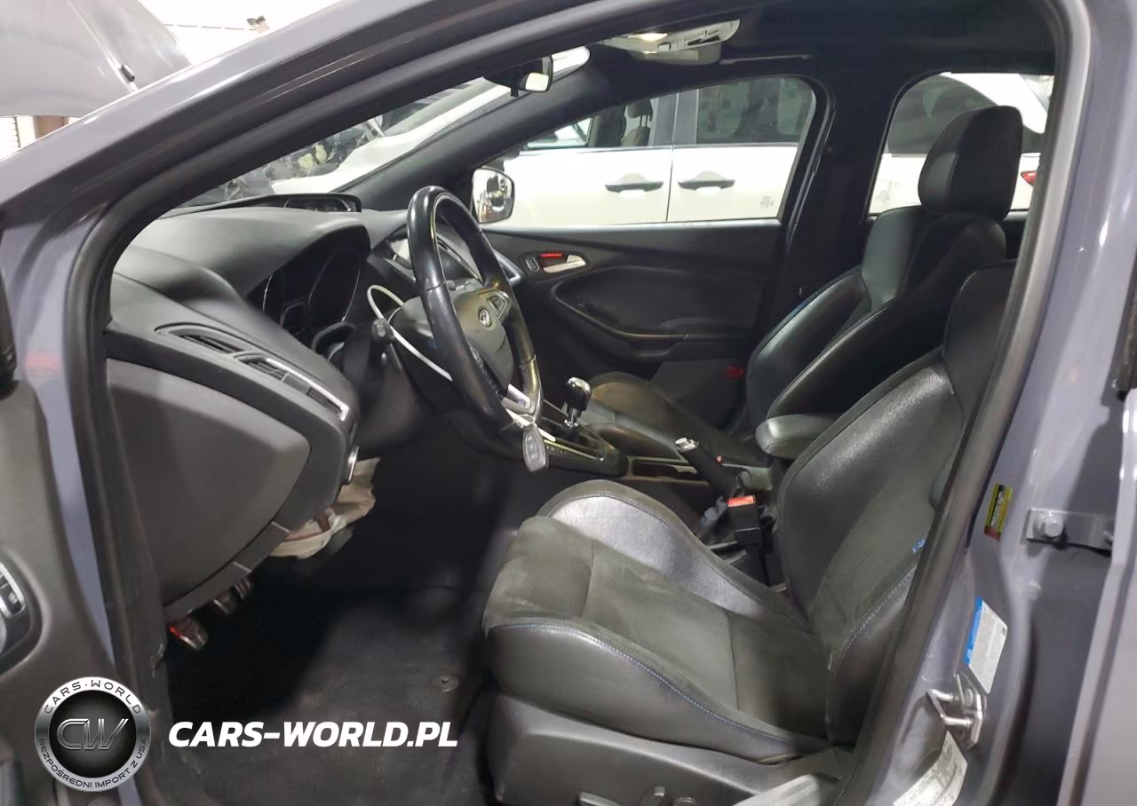 2017 Ford Focus Rs VIN:WF0DP3TH4H4122748 - 7