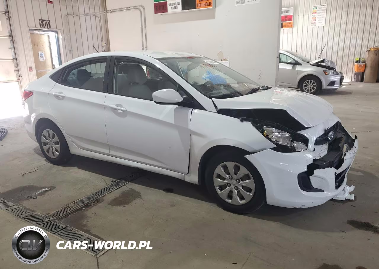2017 Hyundai Accent Se VIN:KMHCT4AE4HU291821 - 4