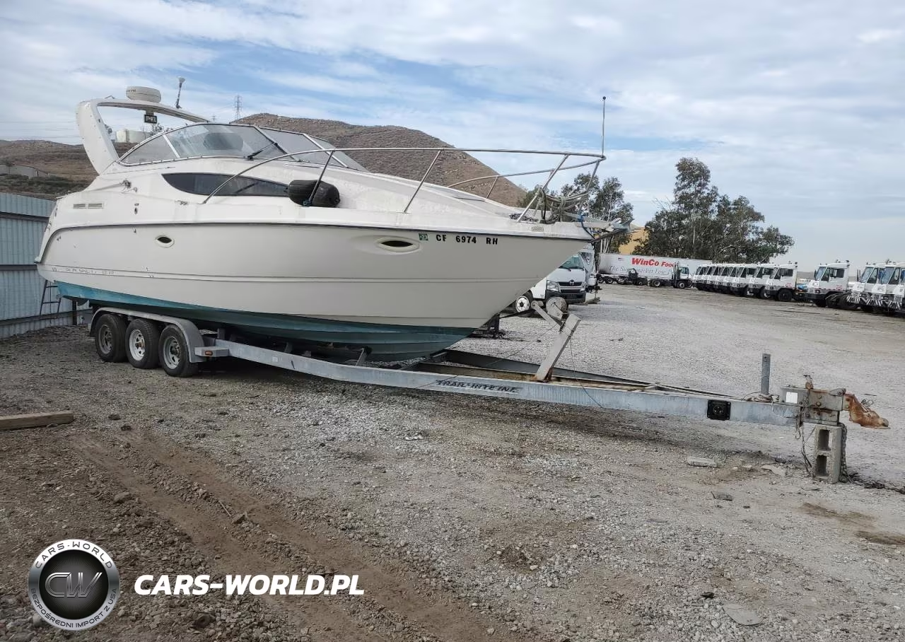 2005 Bayliner Boat - Boat