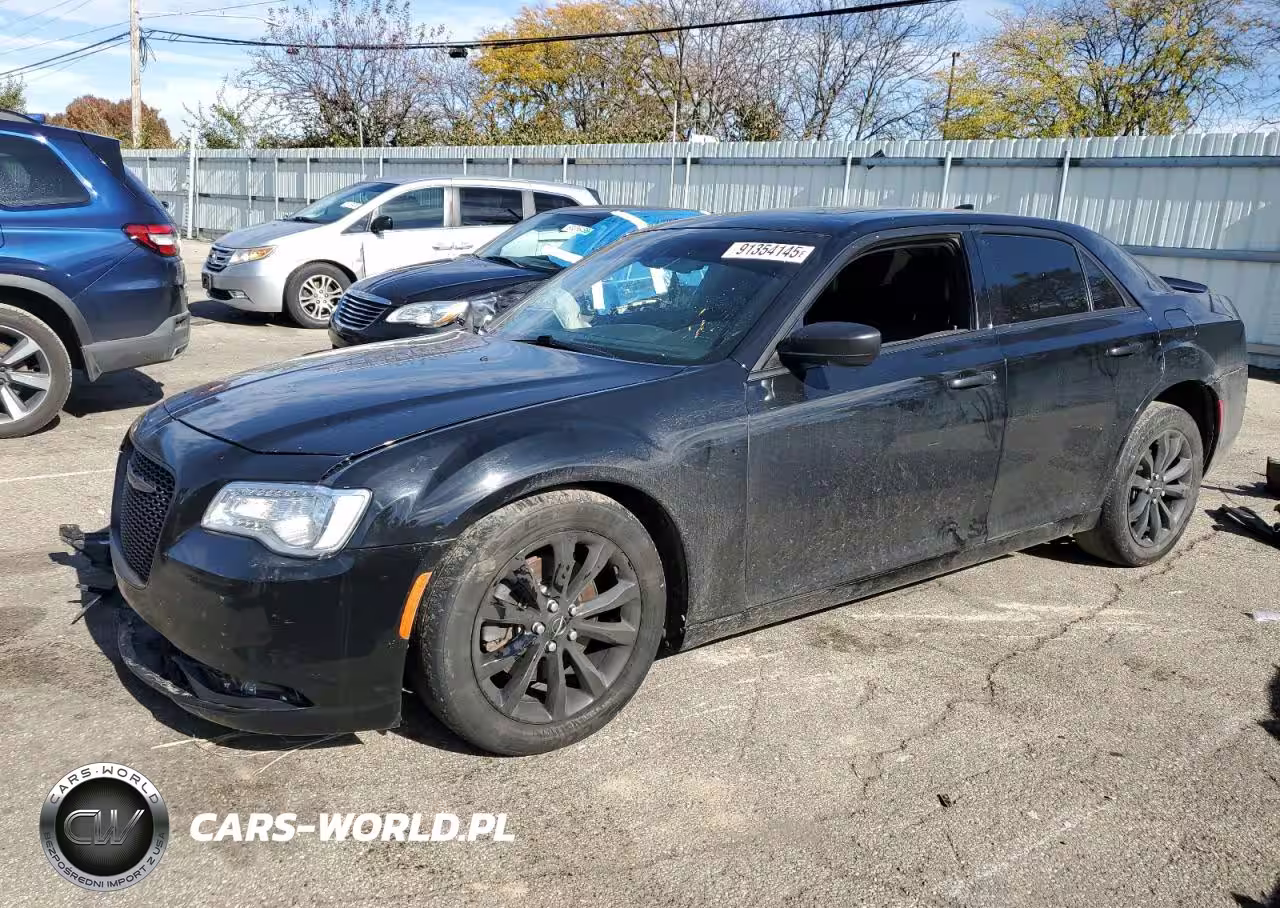 2016 Chrysler 300C