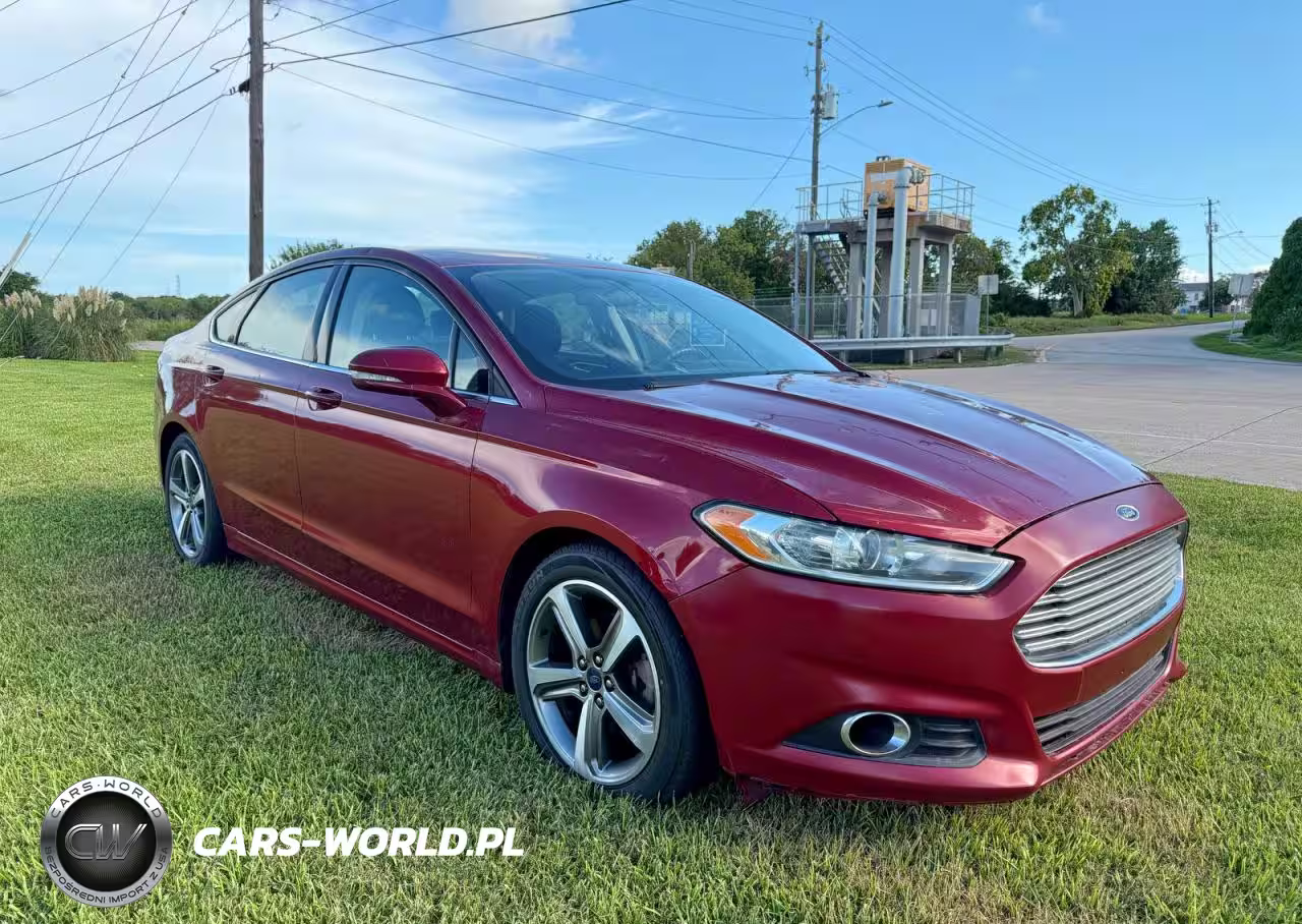 2015 FORD FUSION SE