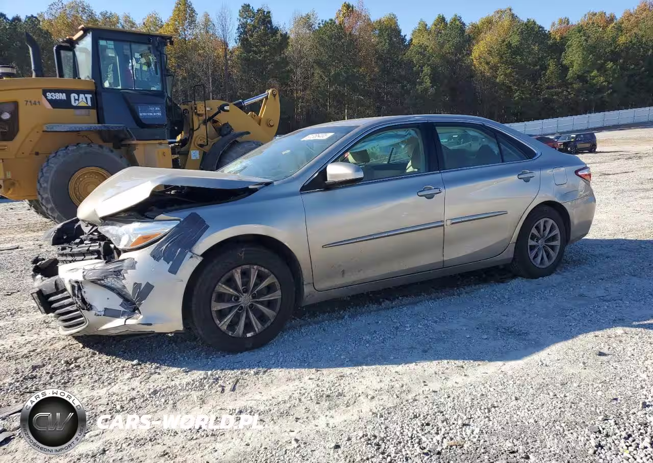 2016 Toyota Camry Le