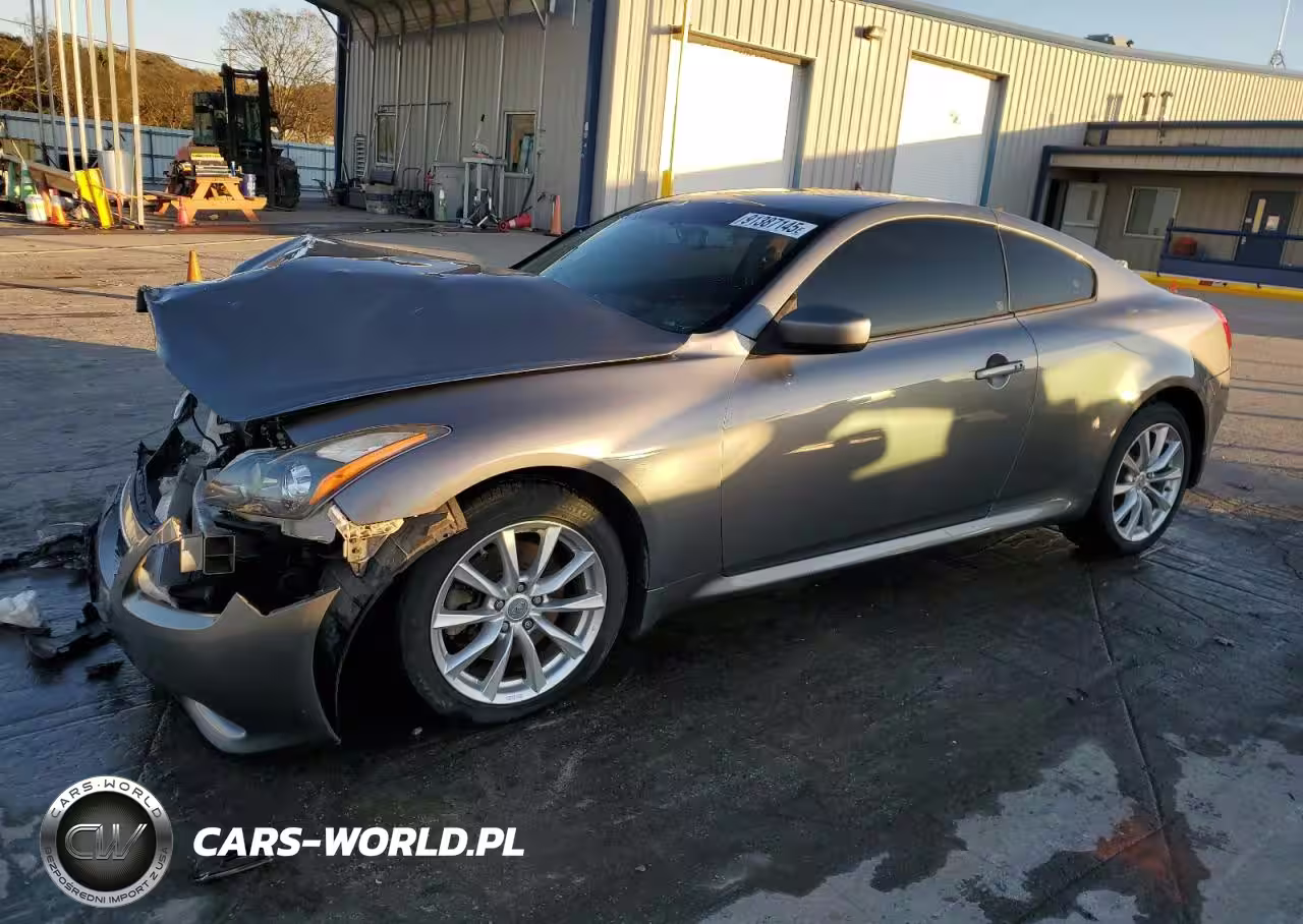 2013 INFINITI G37 AWD 