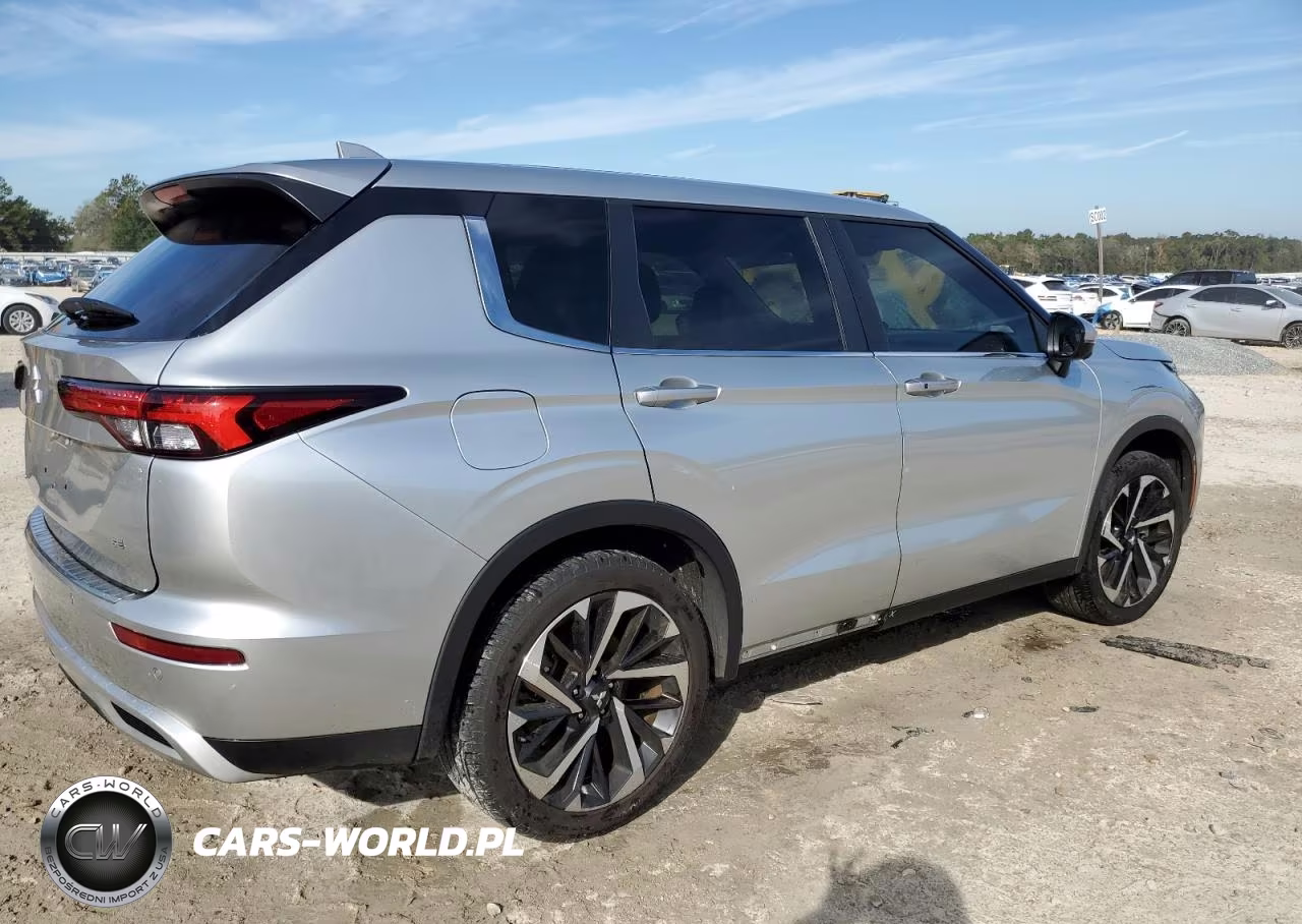 2022 Mitsubishi Outlander Se VIN:JA4J3UA85NZ011564 - 3