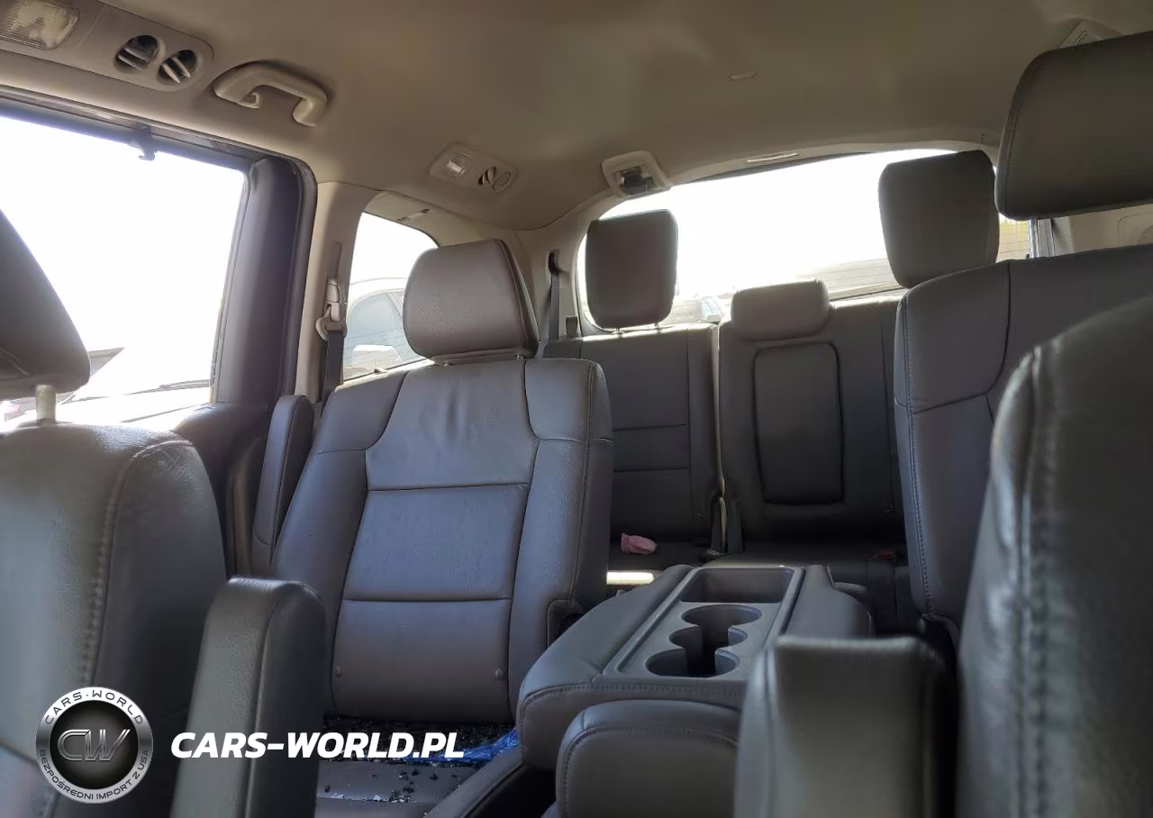 2014 Honda Odyssey Touring VIN:5FNRL5H92EB003943 - 10