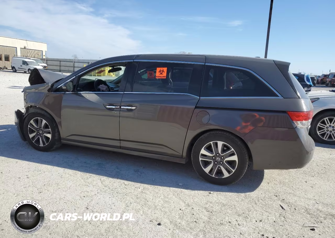 2014 Honda Odyssey Touring VIN:5FNRL5H92EB003943 - 2
