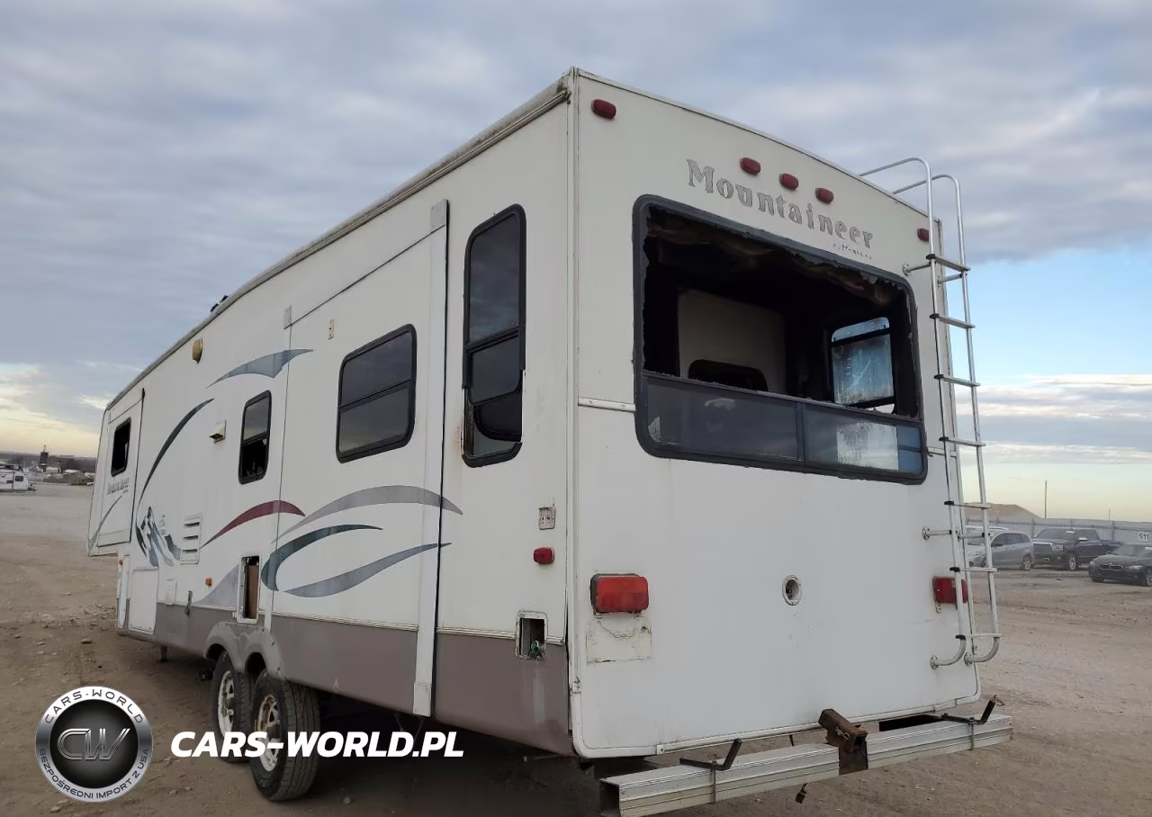 2004 Keystone Mountaineer Camper VIN:4YDF328284F702179 - 3