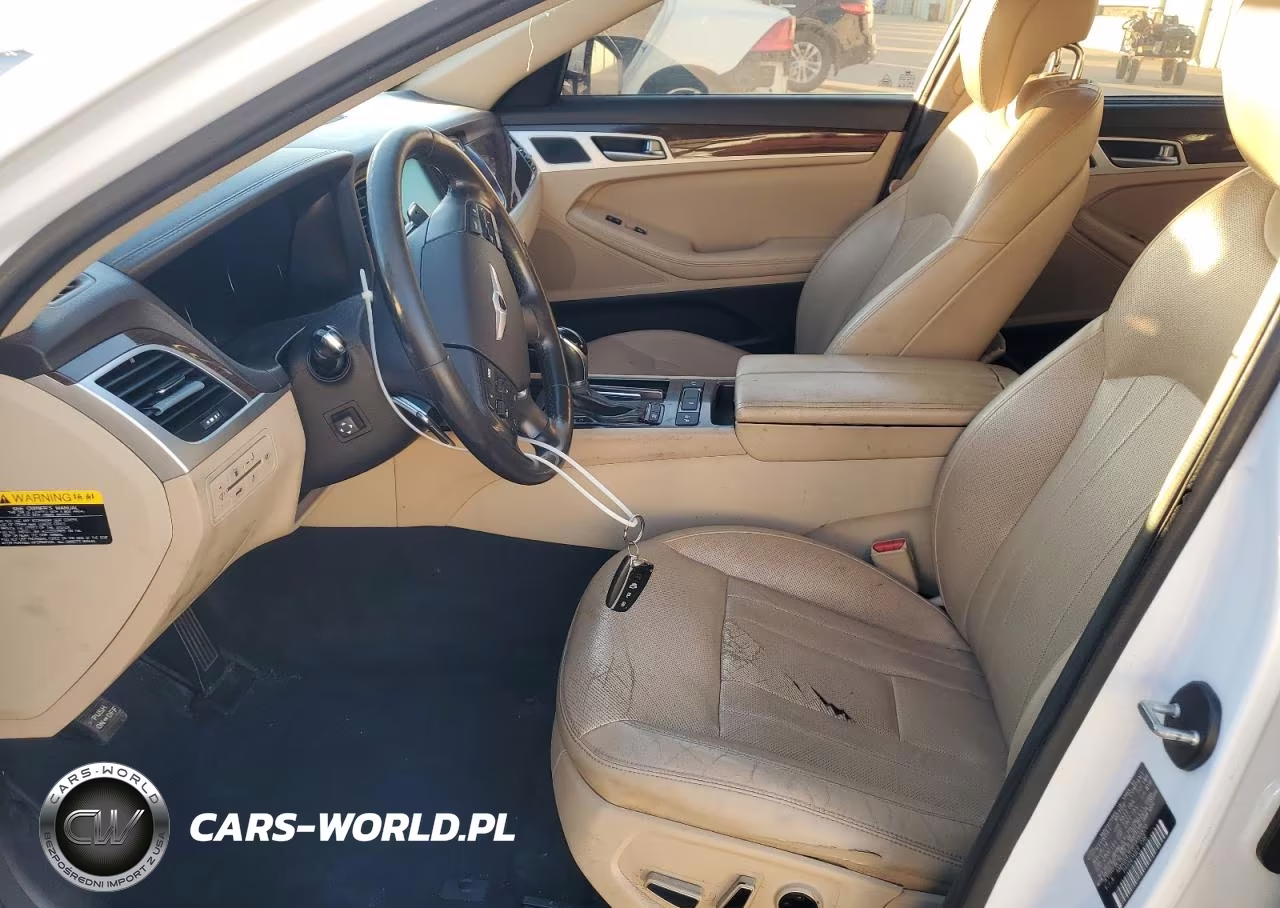 2015 Hyundai Genesis 3.8L VIN:KMHGN4JE8FU050370 - 7