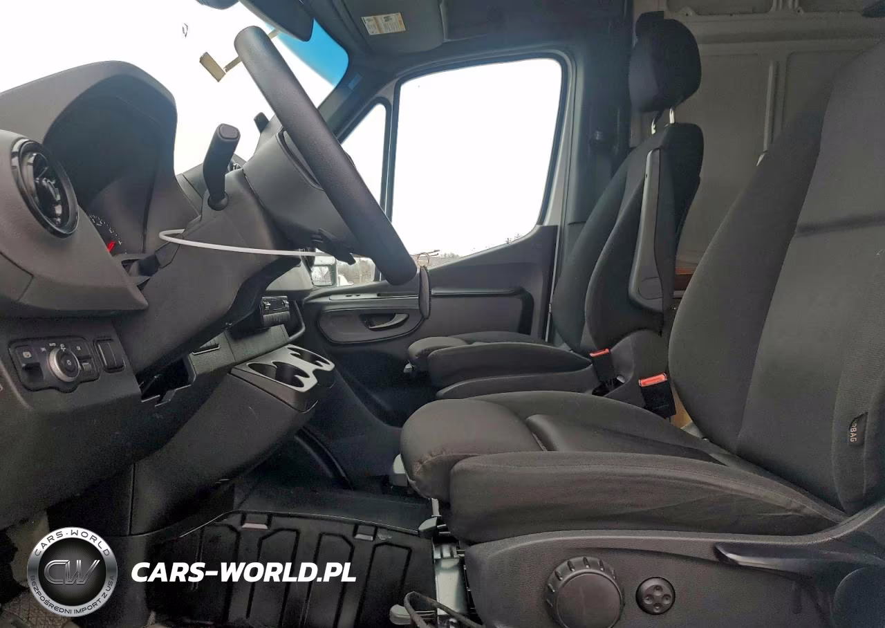 2022 Mercedes Benz Sprinter 2500 Delivery Van VIN:W1Y40CHY4NT104487 - 7