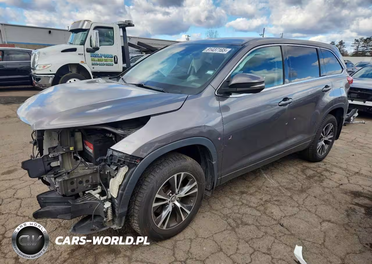2018 Toyota Highlander Le