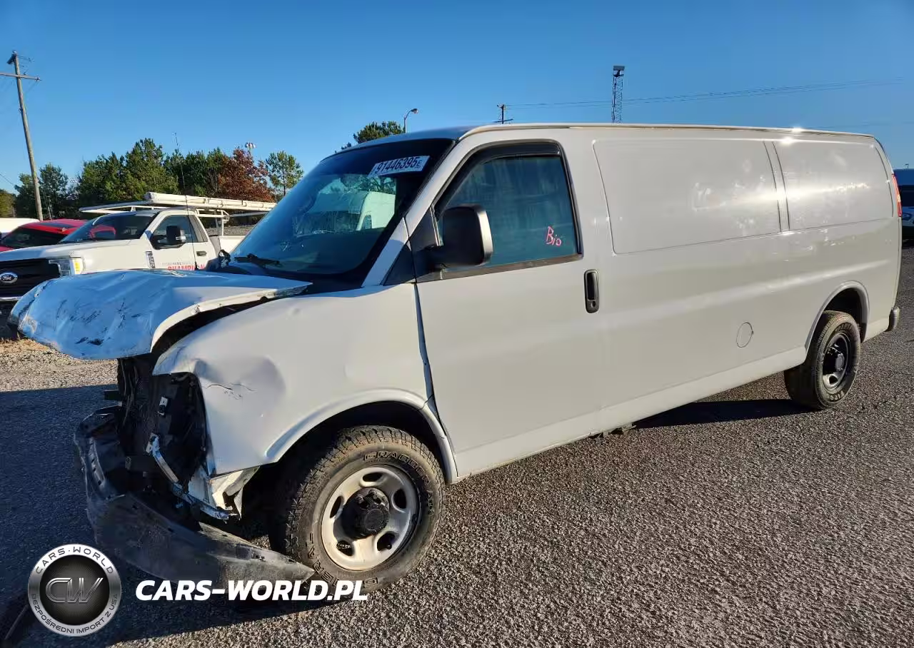 2015 Chevrolet Express G2 Delivery Van