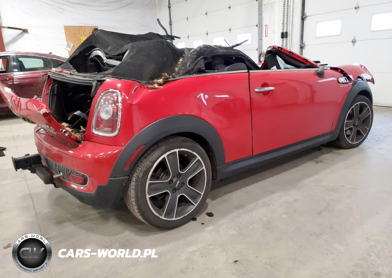 2010 Mini Cooper S VIN:WMWMS3C56ATZ85132 - 3