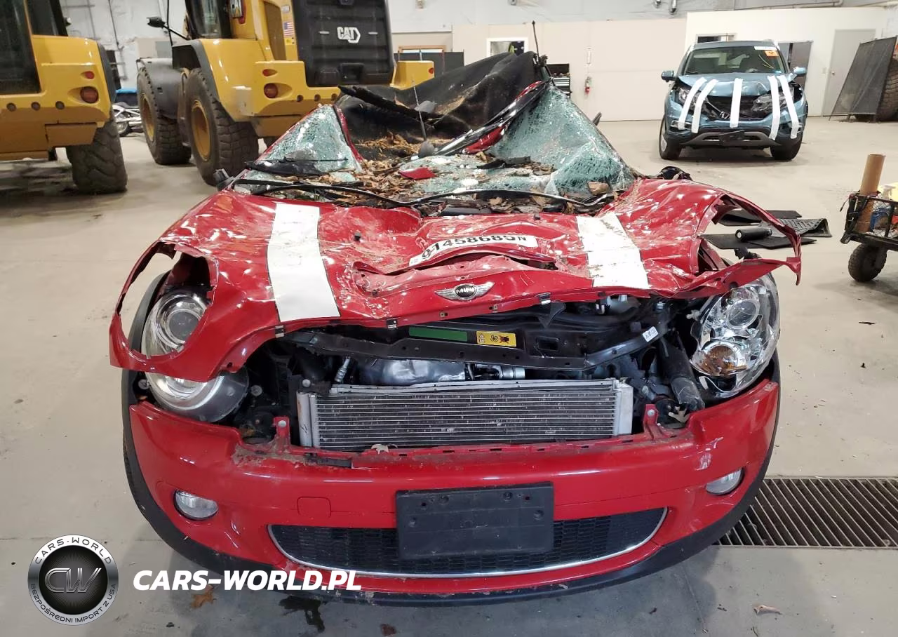2010 Mini Cooper S VIN:WMWMS3C56ATZ85132 - 5