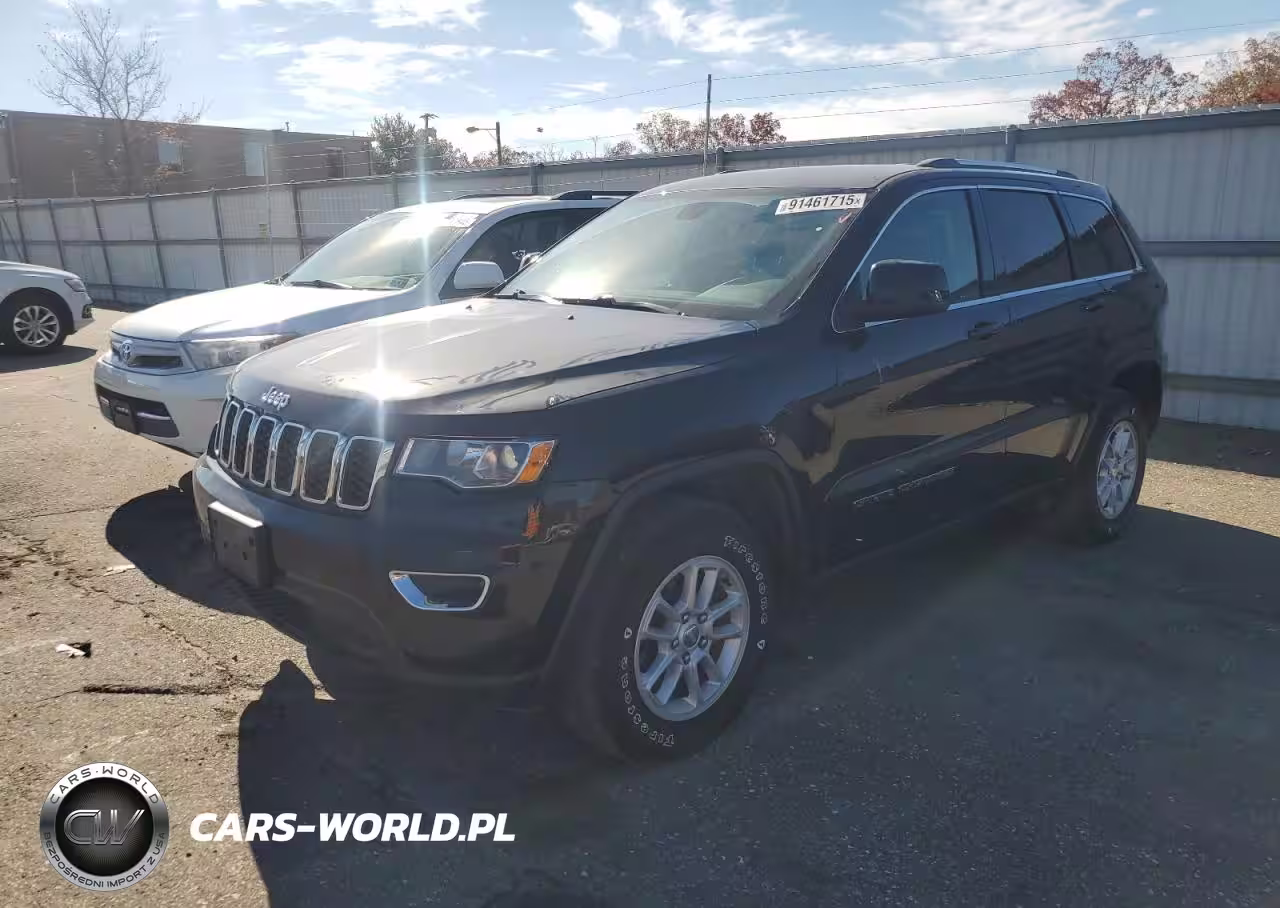2020 Jeep Grand Cherokee Laredo