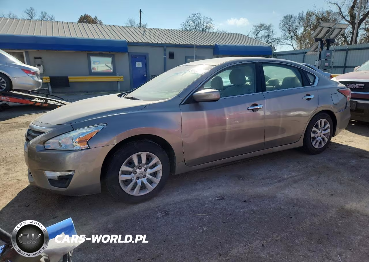 2015 Nissan Altima 2.5 S – zdjęcie 1 z 12