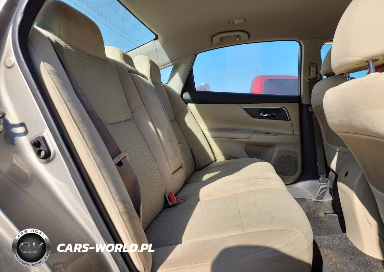 2015 Nissan Altima 2.5 S VIN:1N4AL3AP6FC412316 - 10