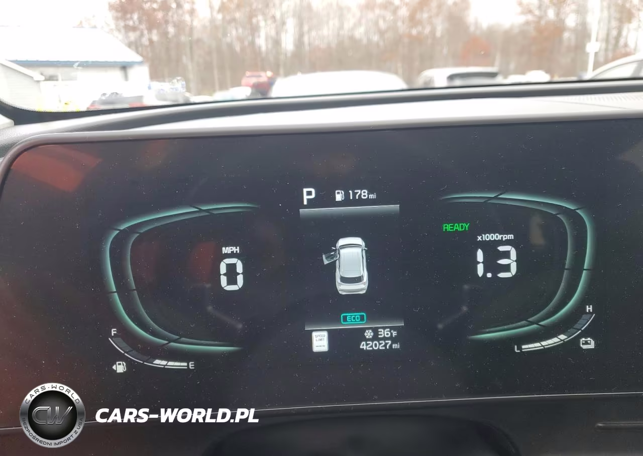 2023 Kia Sportage Ex VIN:KNDPVCAG0P7023924 - 9