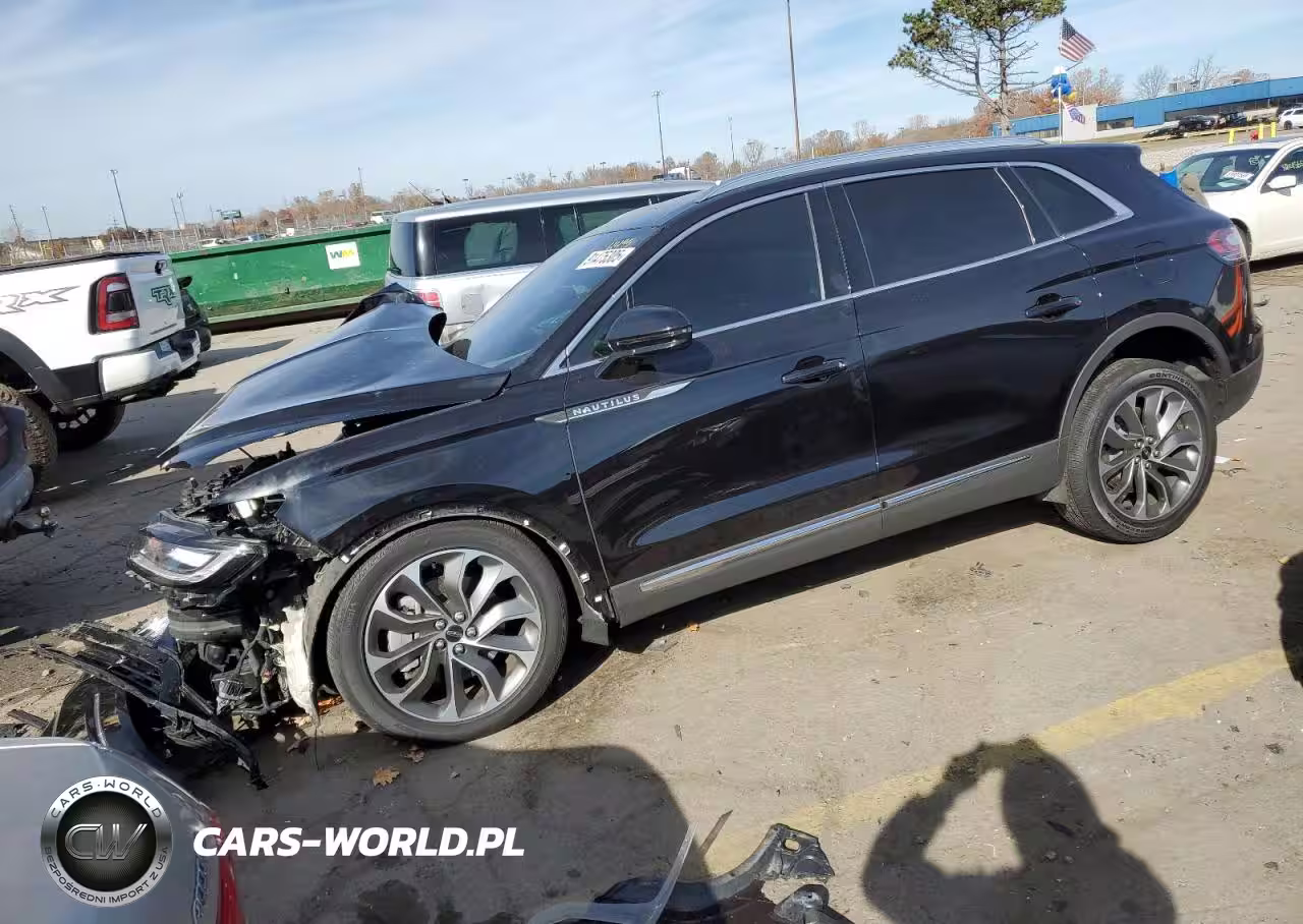 2022 Lincoln Nautilus Reserve