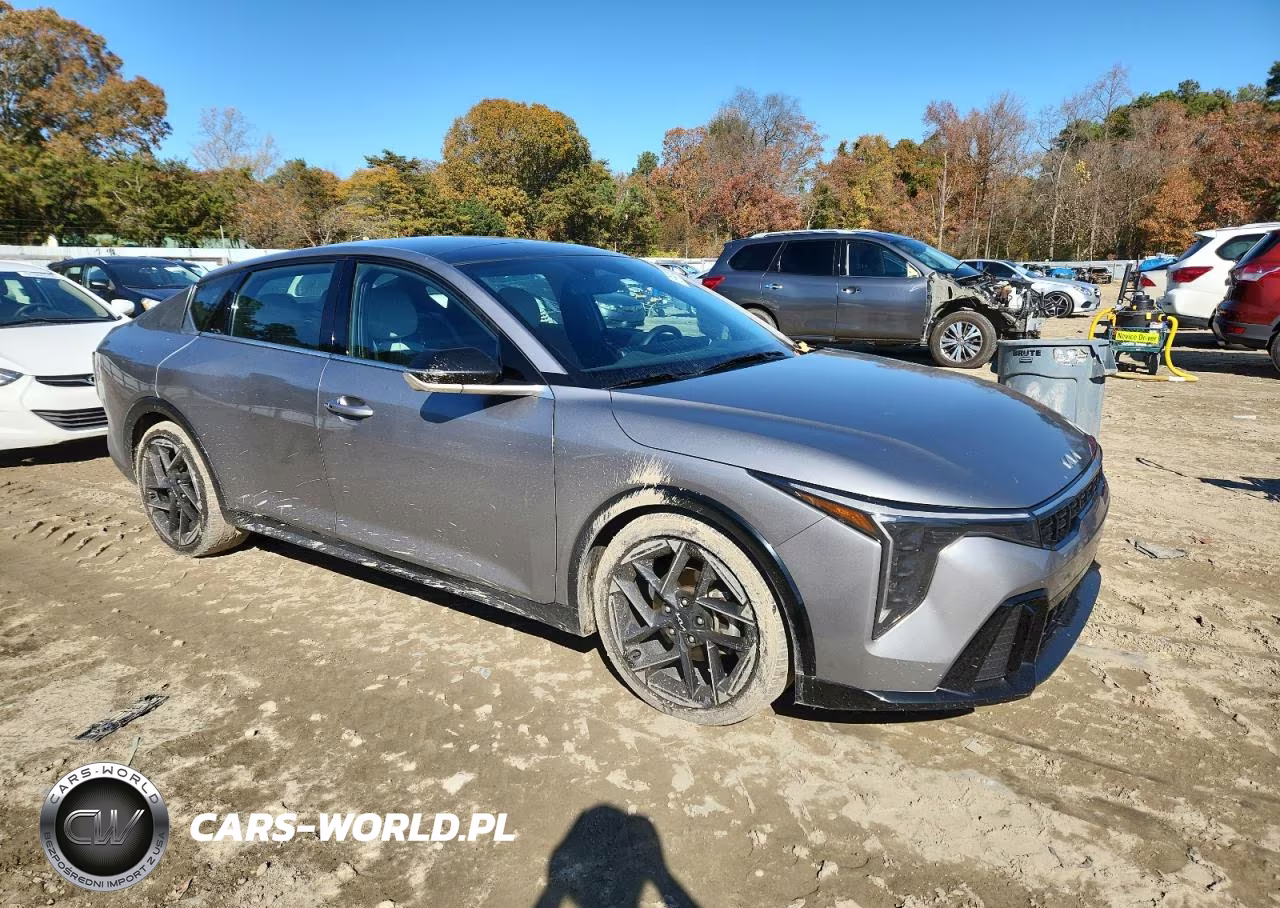 2025 Kia K4 Gt Line VIN:3KPFW4DE9SE044059 - 4