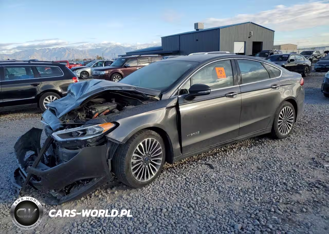 2018 Ford Fusion Titanium-Platinum Hev