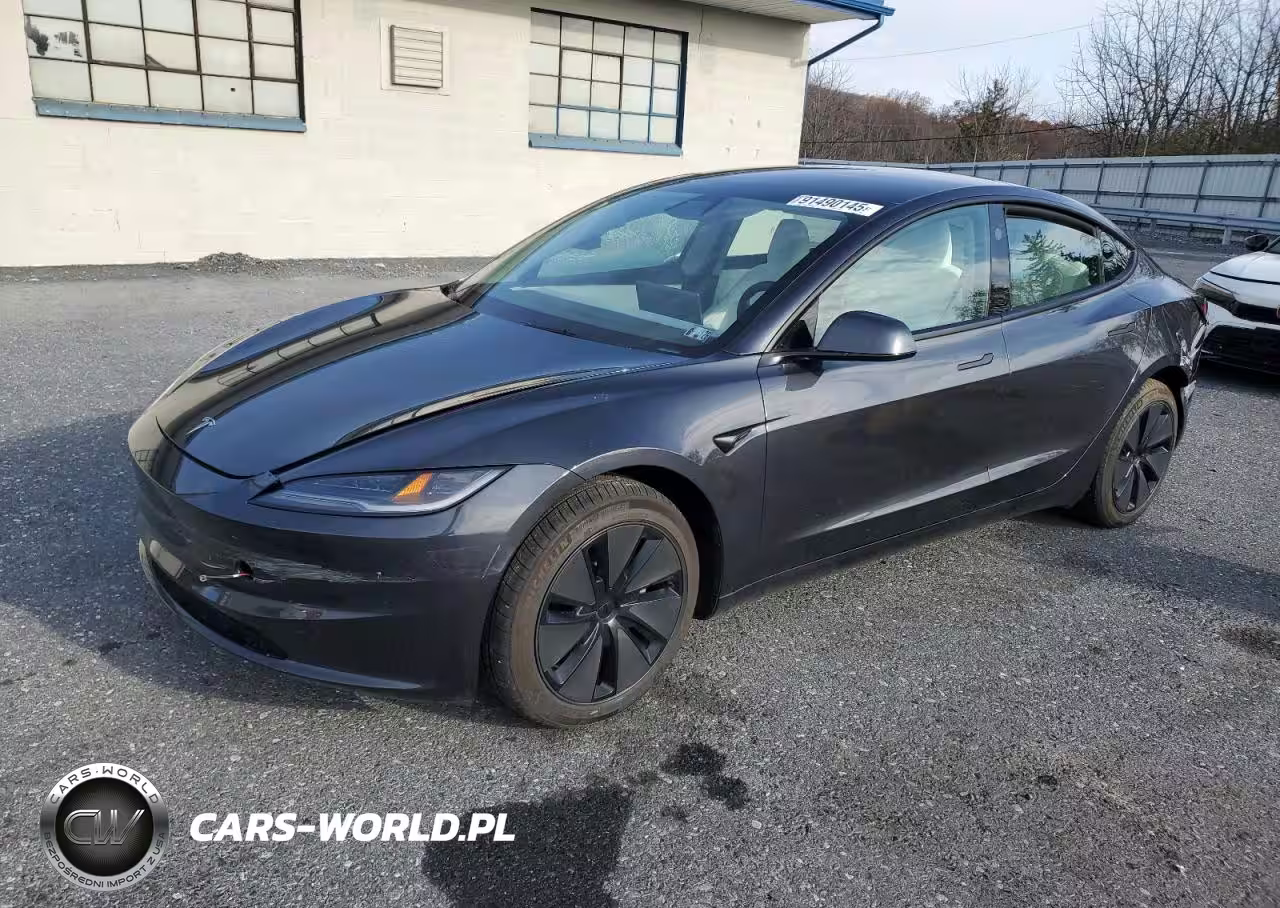 2025 Tesla Model 3
