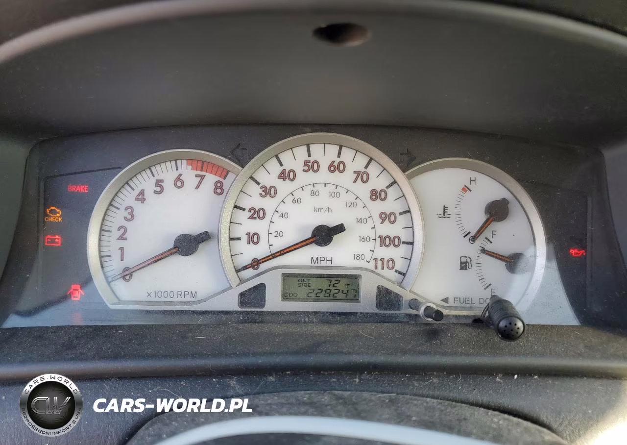 2006 Toyota Corolla Ce VIN:1NXBR32E26Z747704 - 9