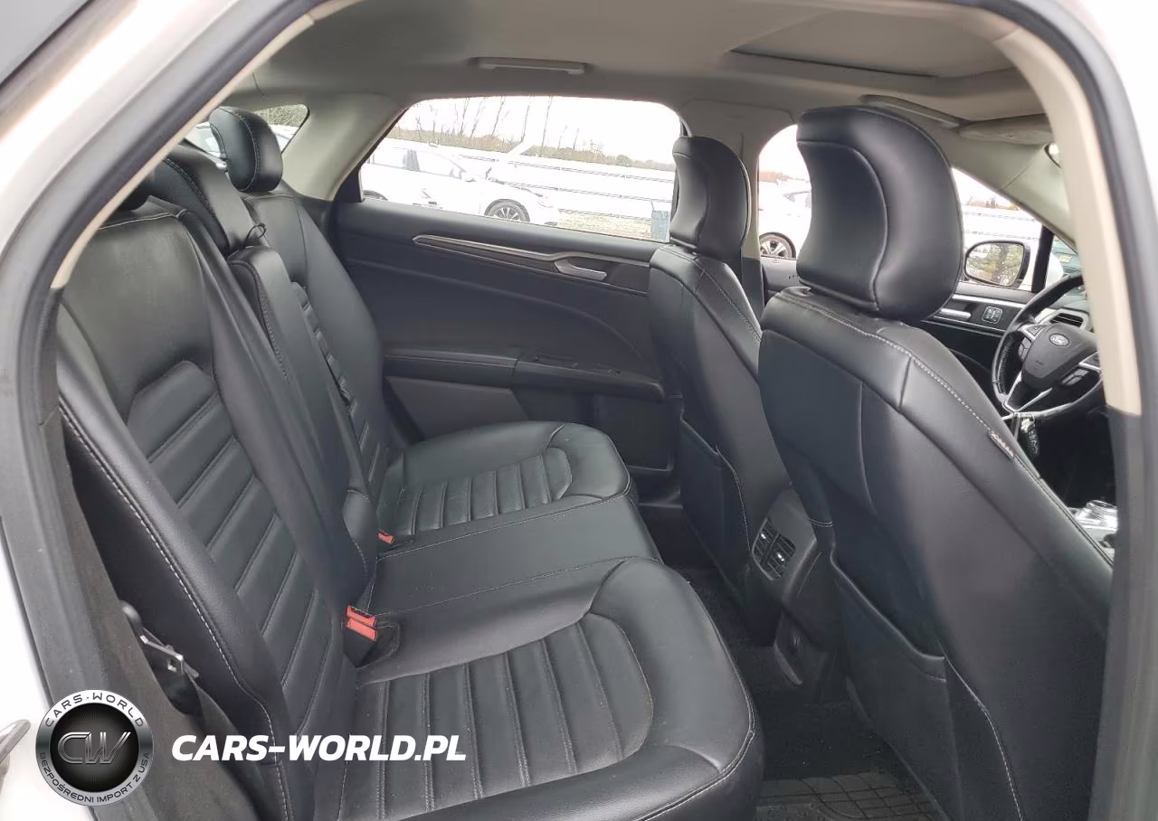 2017 Ford Fusion Se VIN:3FA6P0H99HR268863 - 10