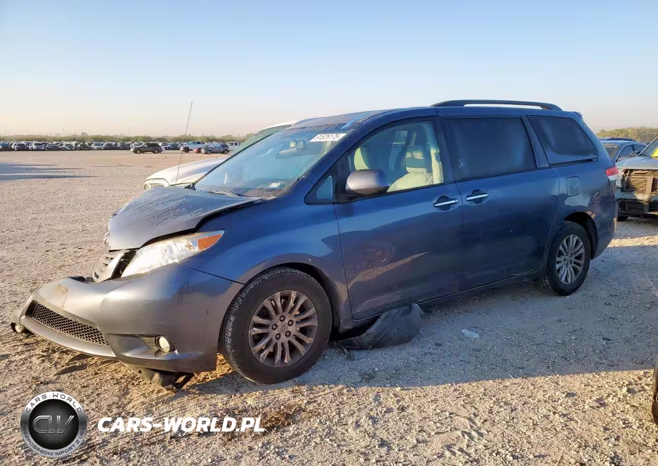 2013 Toyota Sienna Xle