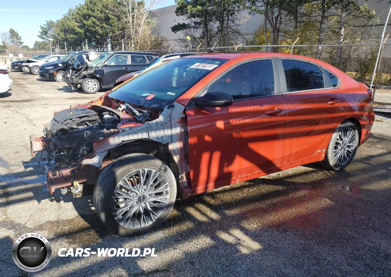 2022 Kia Forte Gt-Line – zdjęcie 1 z 13