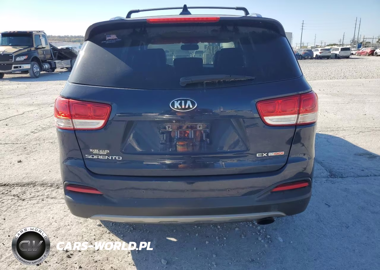 2016 Kia Sorento Ex VIN:5XYPH4A17GG054387 - 6