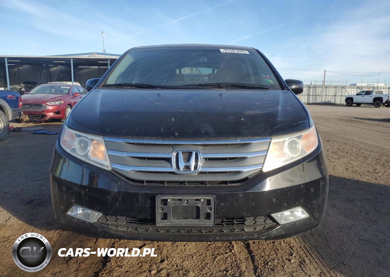 2011 Honda Odyssey Touring VIN:5FNRL5H99BB091532 - 5