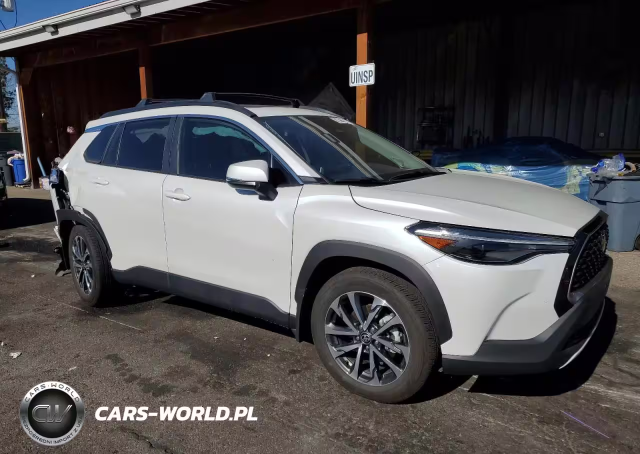 2024 Toyota Corolla Cross Xle VIN:7MUDAABG6RV114096 - 4