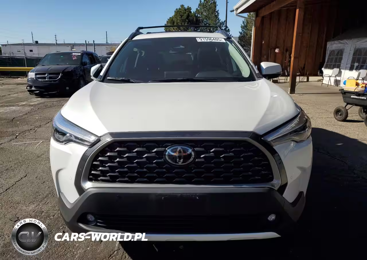 2024 Toyota Corolla Cross Xle VIN:7MUDAABG6RV114096 - 5