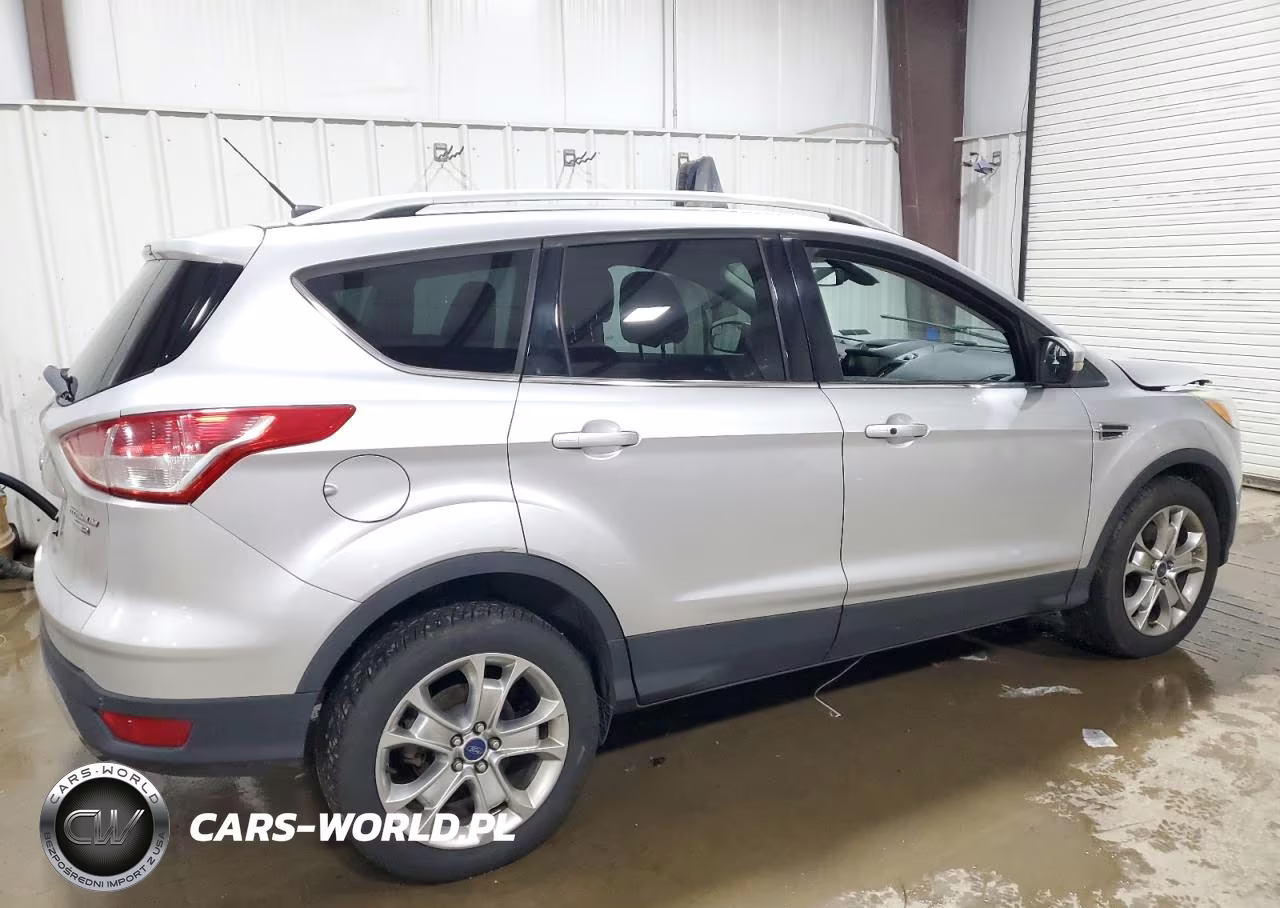 2014 Ford Escape Titanium VIN:1FMCU9JX4EUC18696 - 3