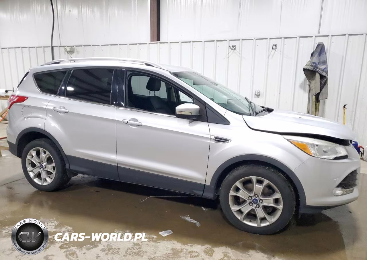 2014 Ford Escape Titanium VIN:1FMCU9JX4EUC18696 - 4