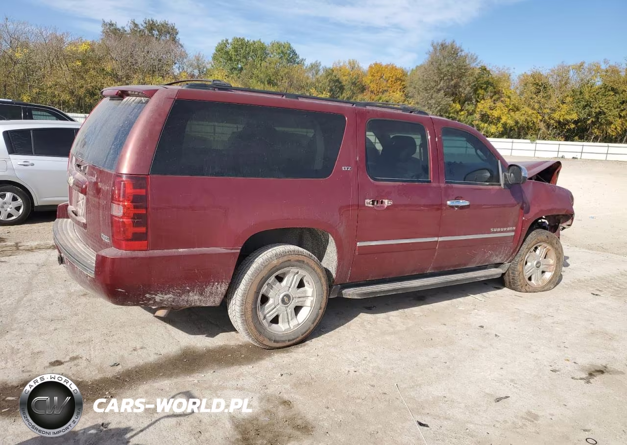 2011 Chevrolet Suburban K1500 Ltz VIN:1GNSKKE35BR120478 - 3