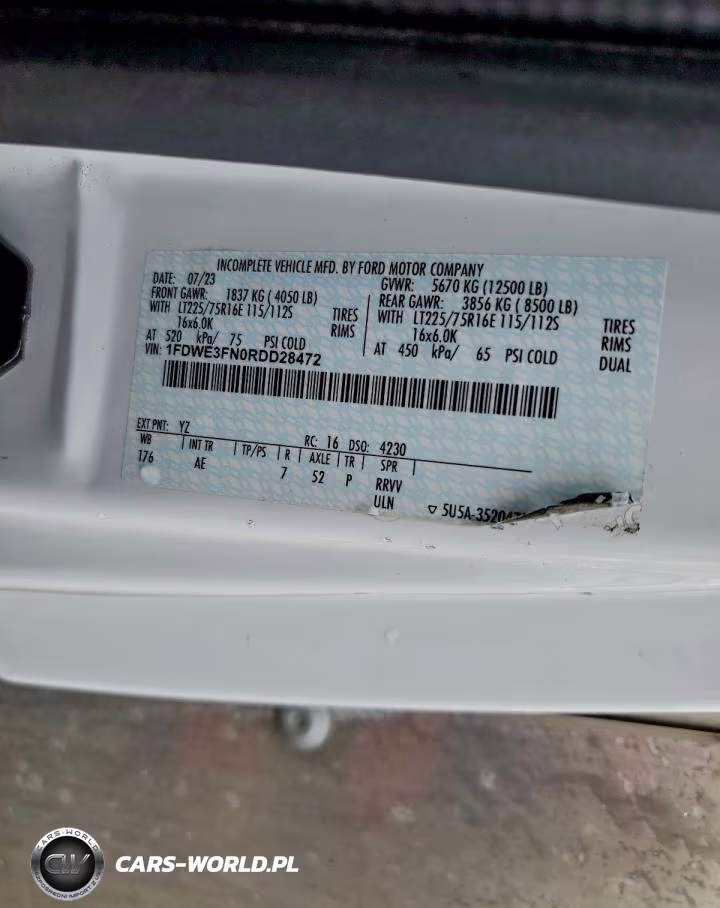 2024 Ford Econoline Box Truck VIN:1FDWE3FN0RDD28472 - 13