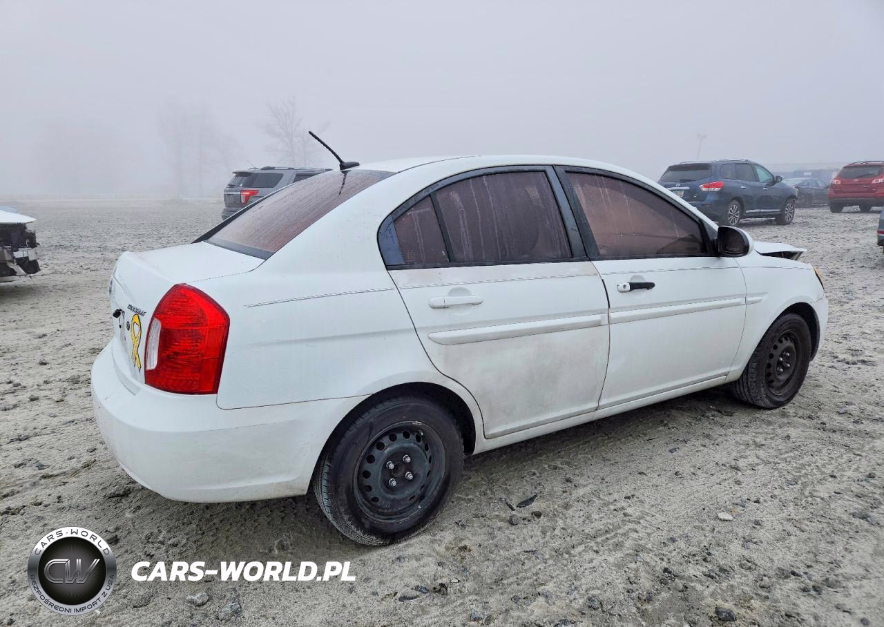 2009 Hyundai Accent Gls VIN:KMHCN46C49U328479 - 3